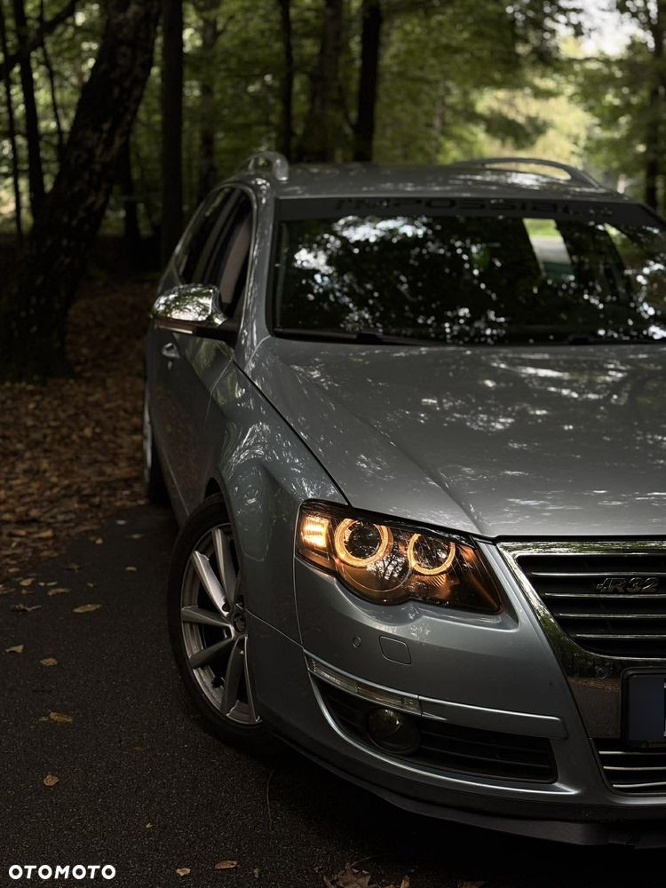 Volkswagen Passat 3.2 V6 FSI 4Mot Highline DSG - 3
