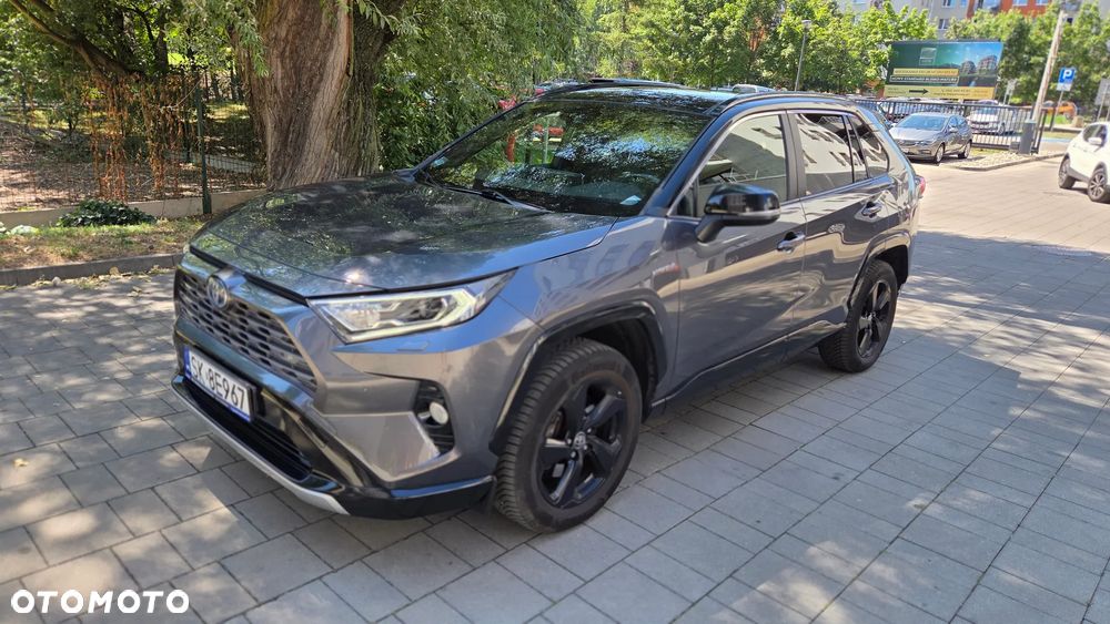 Toyota RAV4 - 1