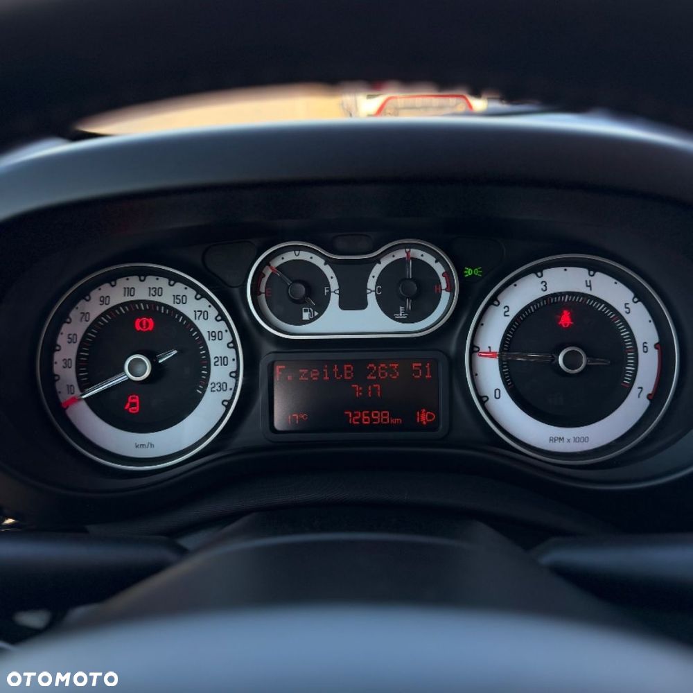 Fiat 500L - 24