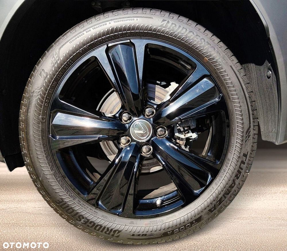 Lexus UX 250h GPF F Impression 2WD - 25
