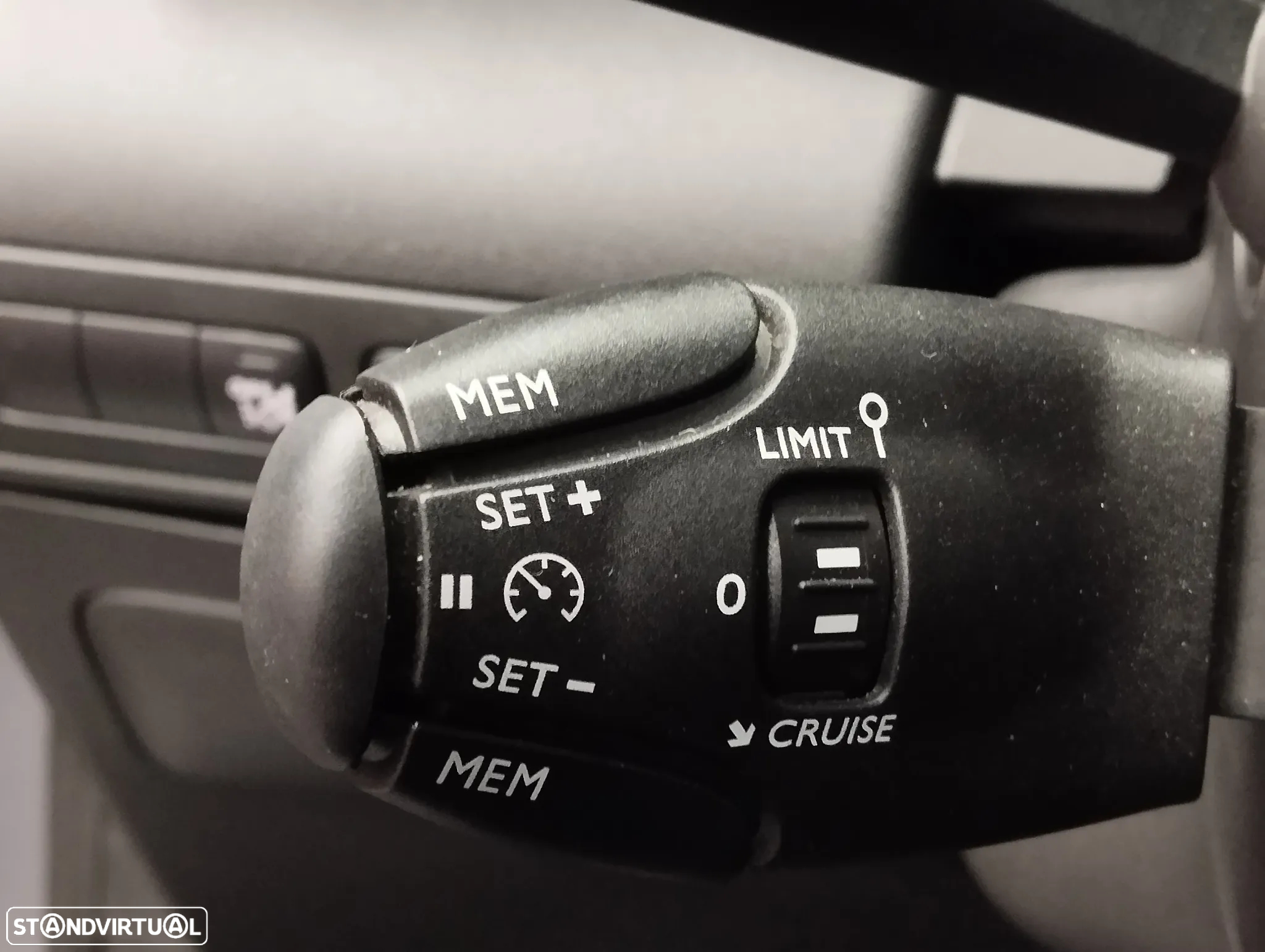 Citroën C3 Aircross 1.2 PureTech Plus - 24