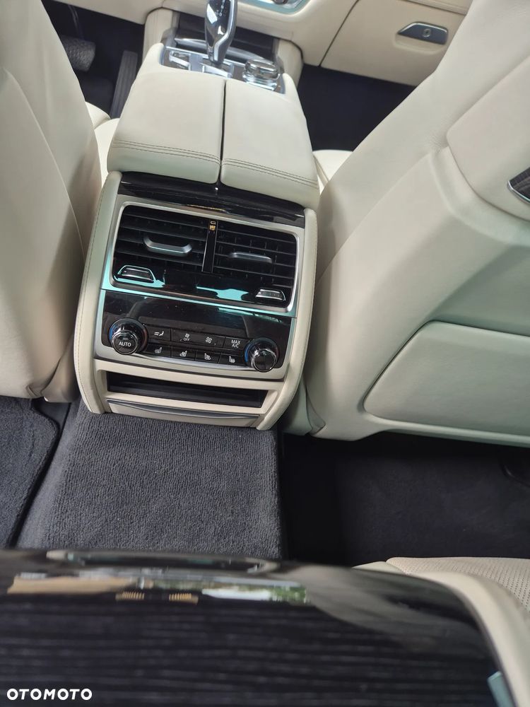 BMW Seria 7 740d xDrive - 20