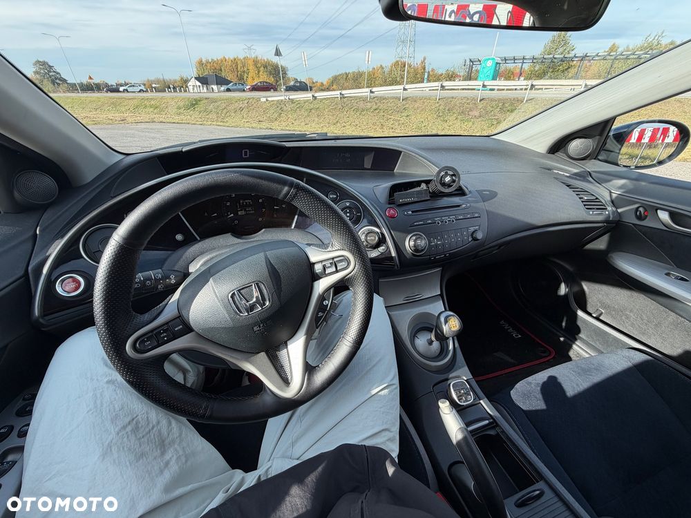 Honda Civic 1.8 LX - 18