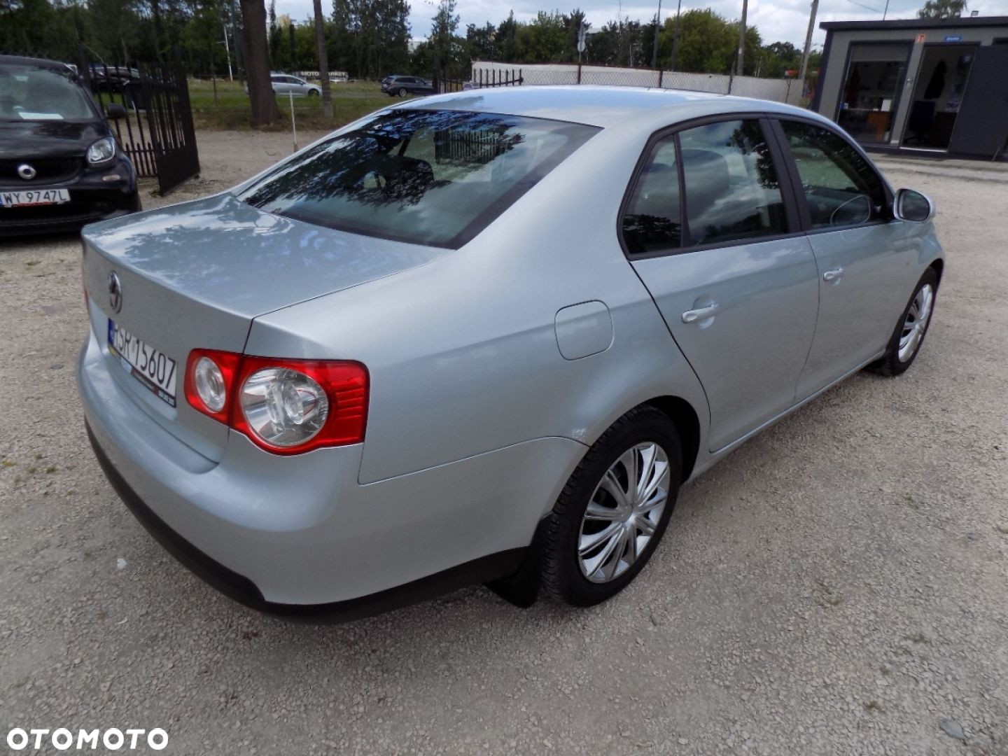 Volkswagen Jetta - 3