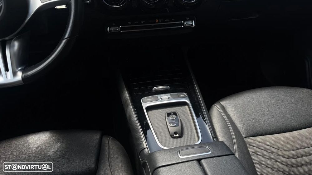 Mercedes-Benz GLA 180 d Style - 18