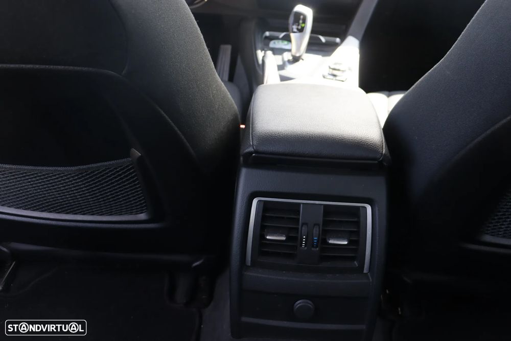 BMW 320 d Aut. Efficient Dynamics Edition - 13