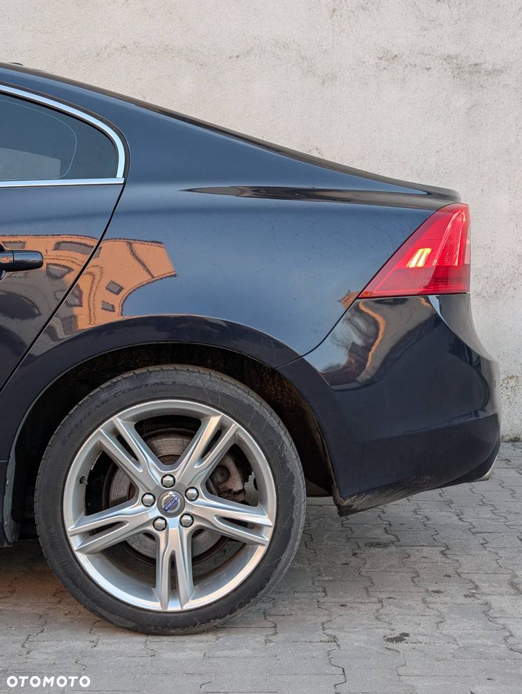 Volvo S60 2.5 T5 AWD - 11