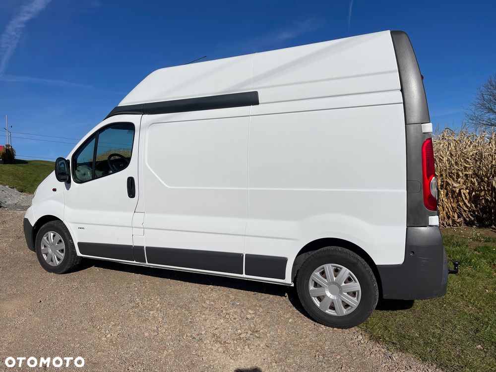 Opel Vivaro L2H2 - 2
