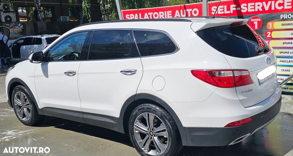 Hyundai Grand Santa Fe 2.2 CRDi 4WD Automatik Luxury - 13