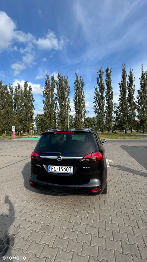 Opel Zafira - 12