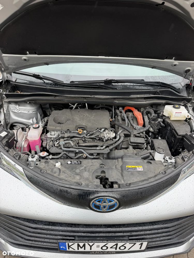 Toyota Sienna - 25