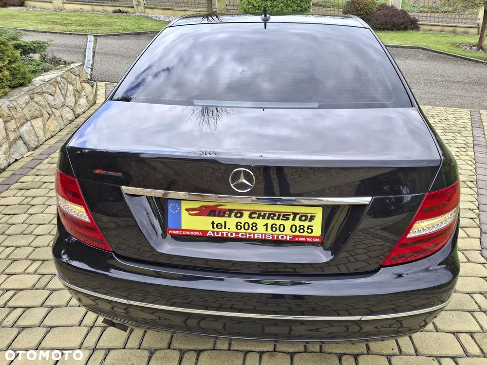 Mercedes-Benz Klasa C 180 BlueEFFICIENCY 7G-TRONIC Avantgarde - 6