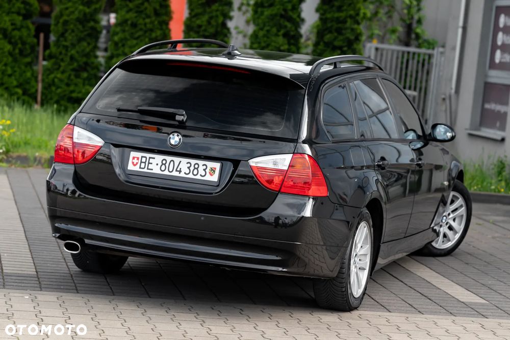 BMW Seria 3 320i Edition Lifestyle - 12