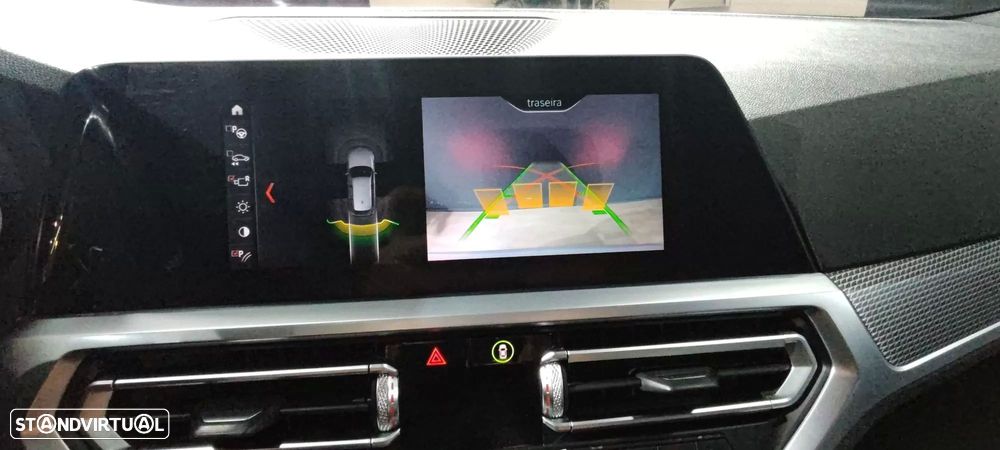 BMW 320 d Pack M Auto - 31