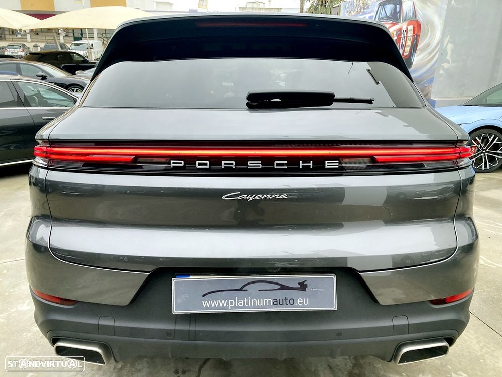 Porsche Cayenne E-Hybrid - 4