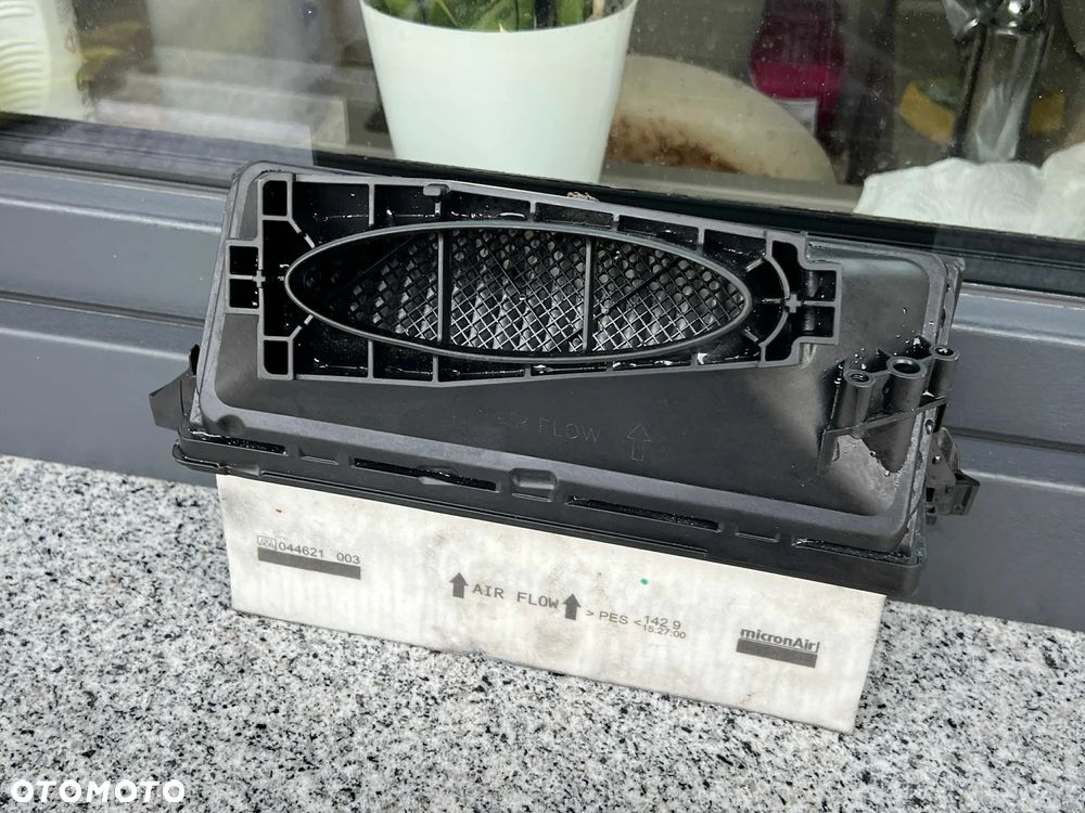 Filtr Powietrza Mercedes Benz A6420942304 - 2