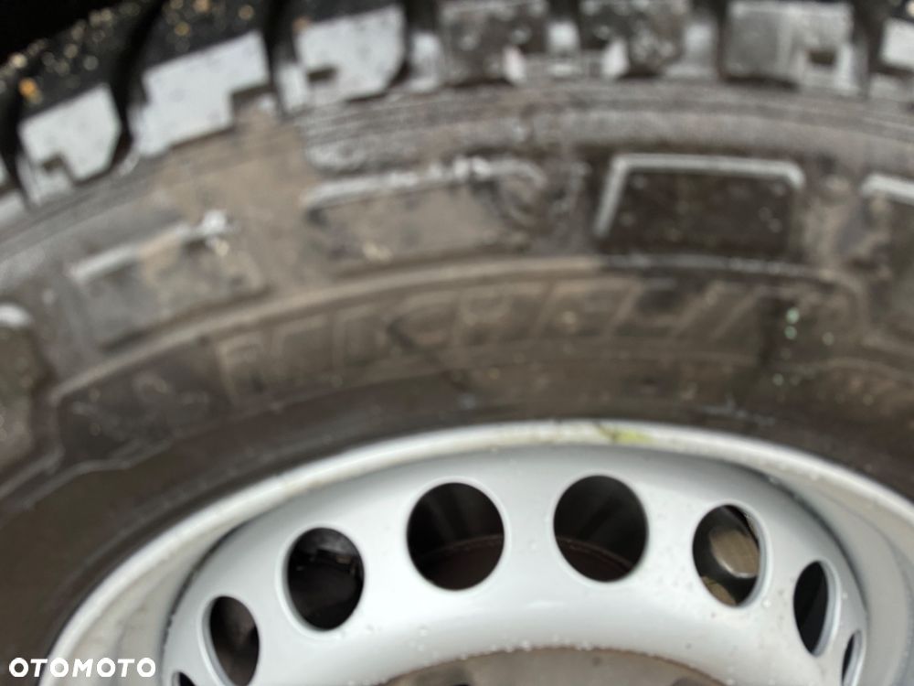 Mercedes-Benz Sprinter - 12