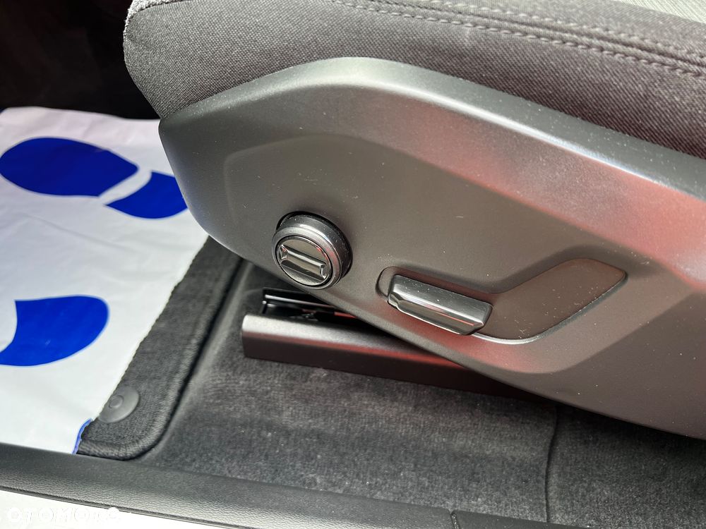 Volvo XC 60 B4 D Core - 13