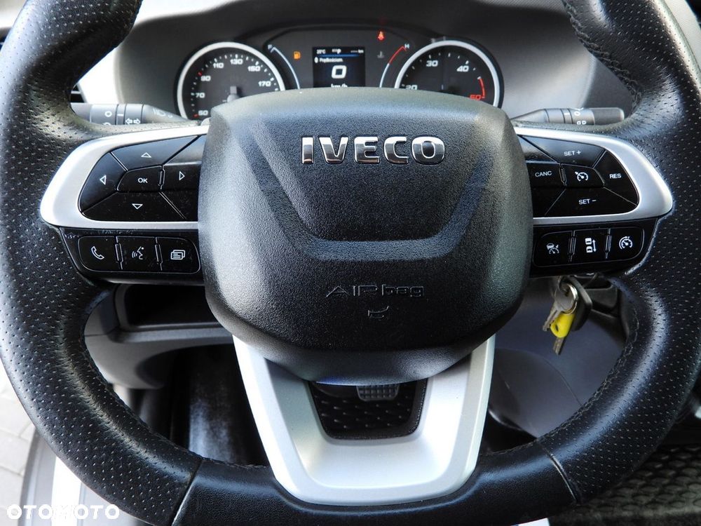 Iveco DAILY 35S18 PLANDEKA 10 PALET WEBASTO TEMPOMAT NAWIGACJA LEDY AUTOMAT HI-MATIC KLIMATYZACJA  180KM - 28