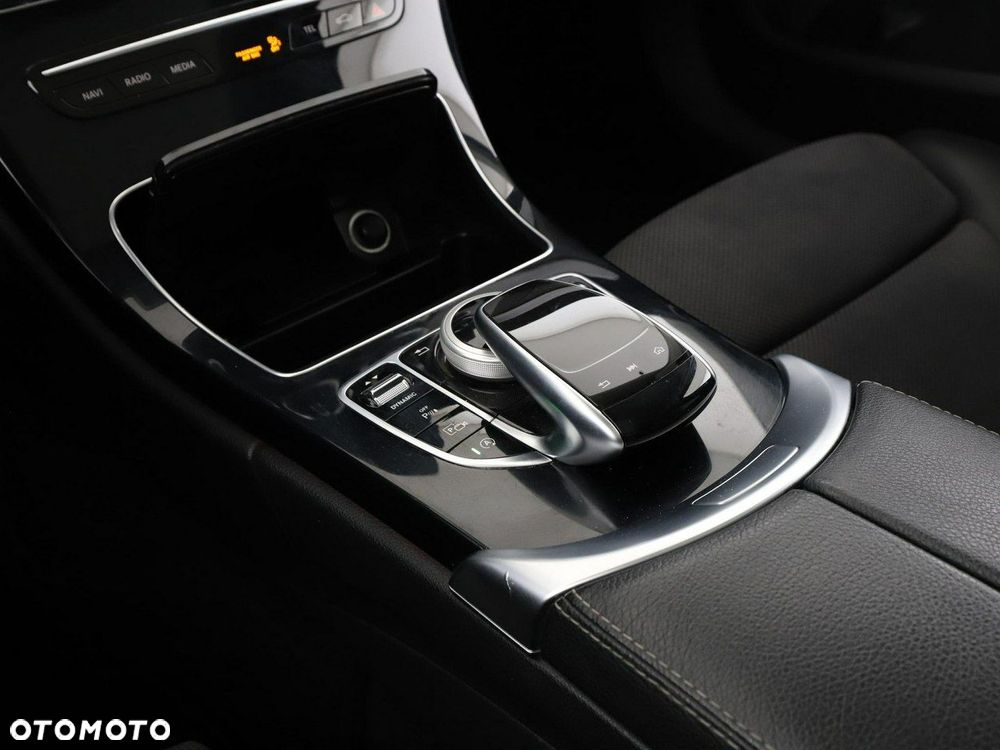 Mercedes-Benz Klasa C 220 d 9G-TRONIC Avantgarde - 31