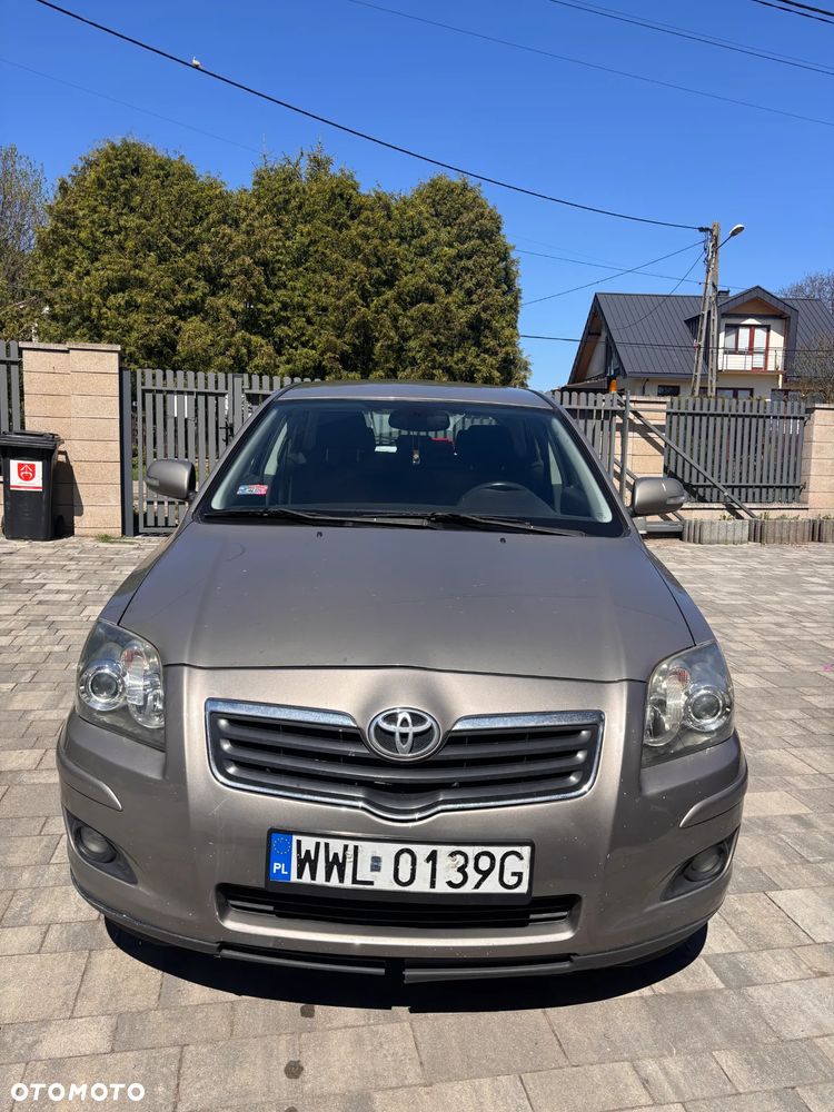 Toyota Avensis 2.0 VVT-i Sol - 3