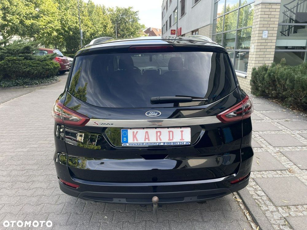 Ford S-Max - 8