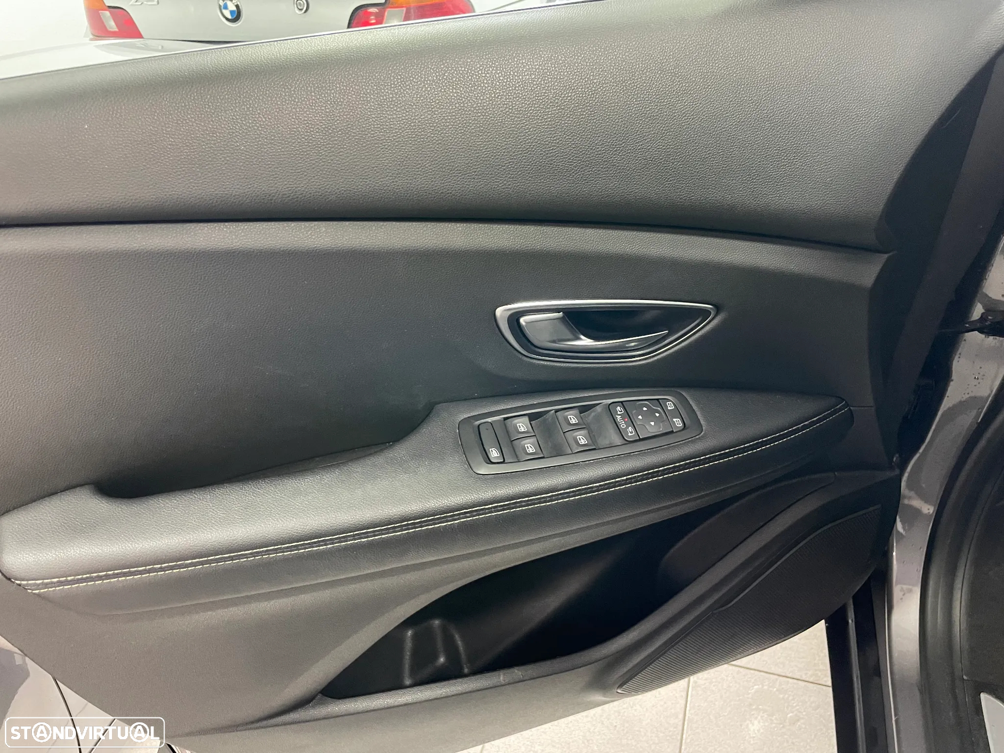 Renault Scénic 1.5 dCi Exclusive SS - 6
