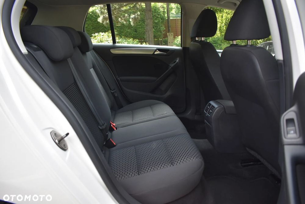 Volkswagen Golf 1.2 TSI BMT Trendline - 23