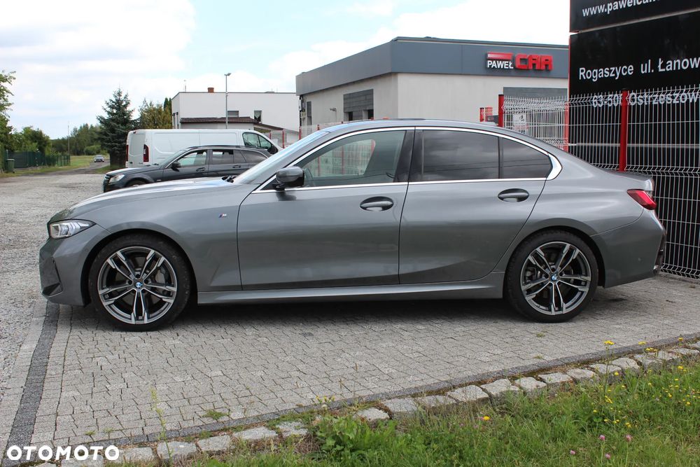 BMW Seria 3 330i xDrive M Sport - 8