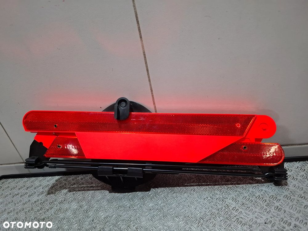 Trójkąt odblask Mercedes W204 sedan c-klasa 2008 rok - 1