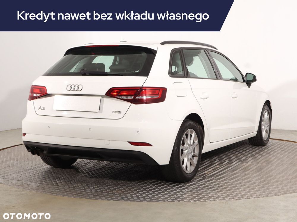 Audi A3 Sportback - 6