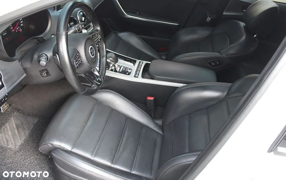 Kia Stinger 2.0 T-GDI OPF GT Line - 9