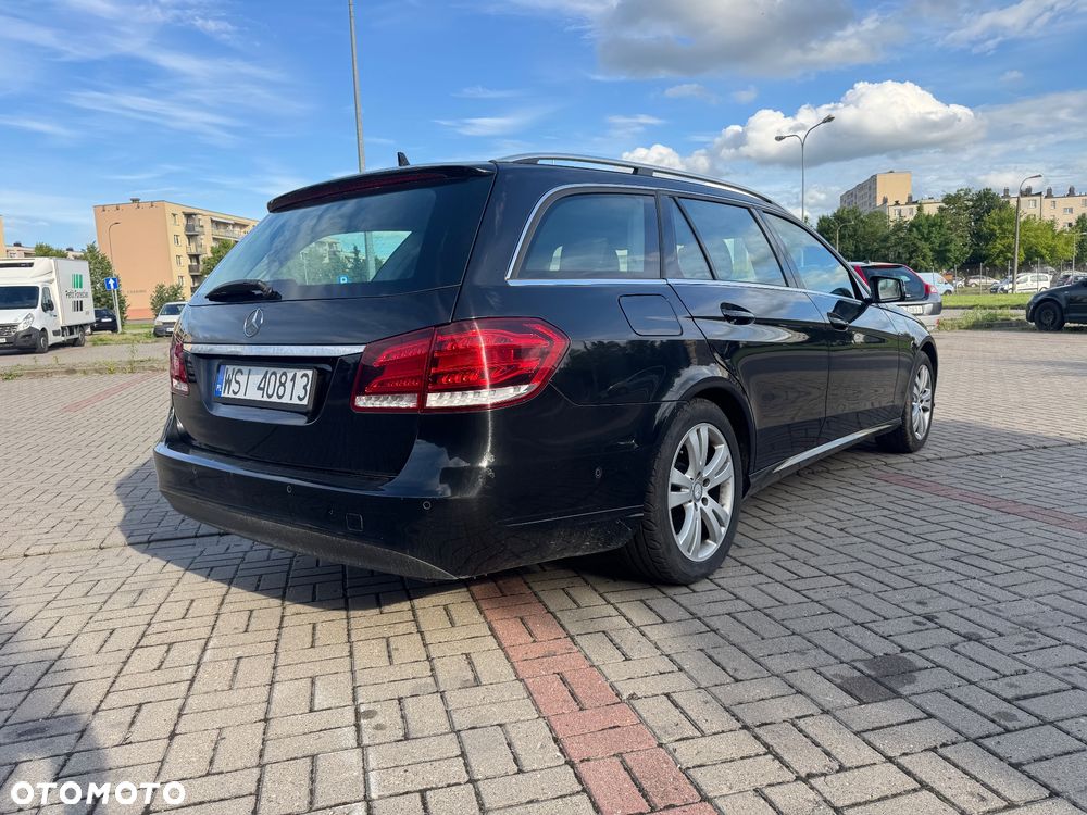 Mercedes-Benz Klasa E 200 BlueTEC 7G-TRONIC Elegance - 4