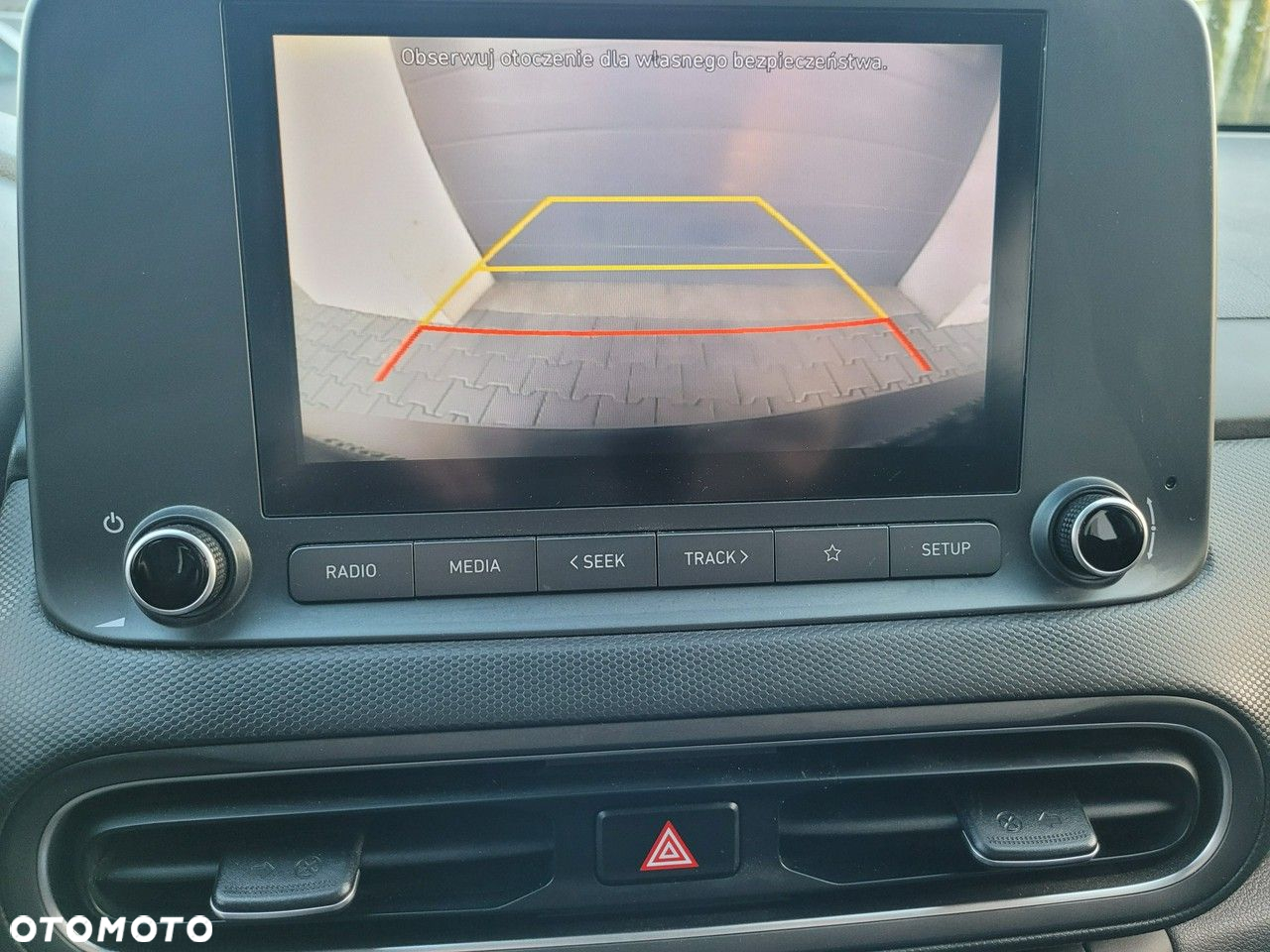 Hyundai Kona - 11