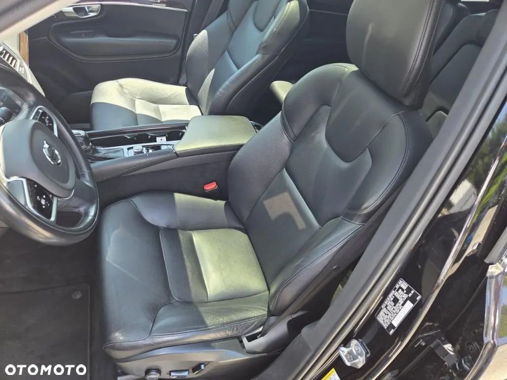 Volvo XC 90 - 11