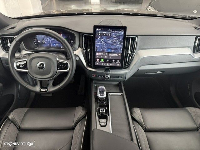 Volvo XC 60 2.0 T6 PHEV Black Edition AWD - 11