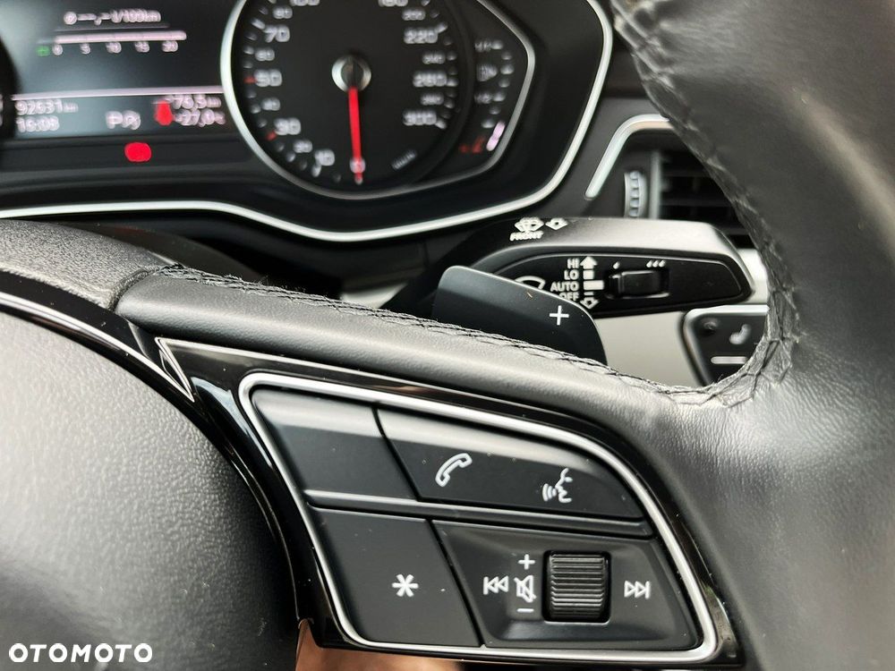 Audi A4 Limousine - 16