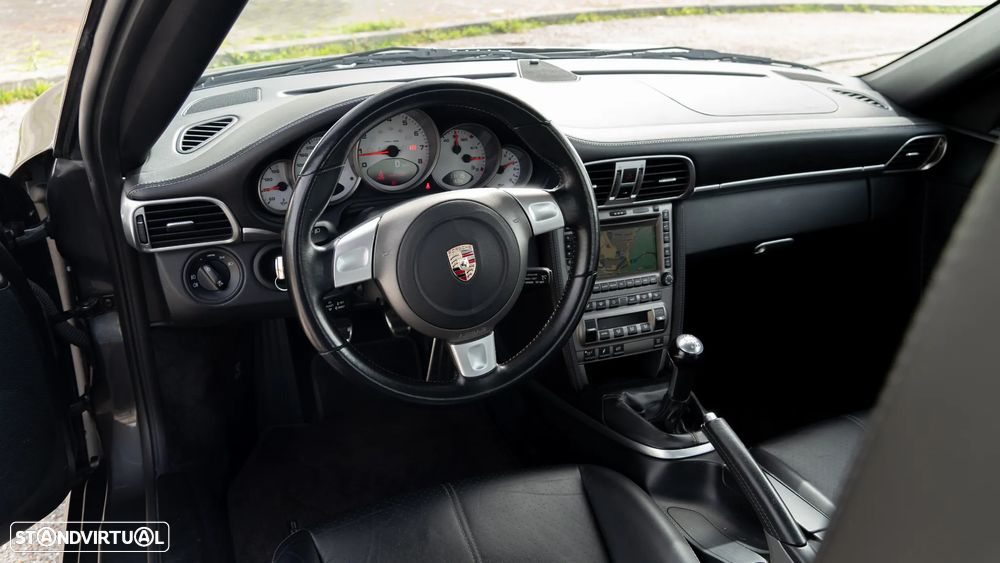 Porsche 911 (997) Carrera S - 18