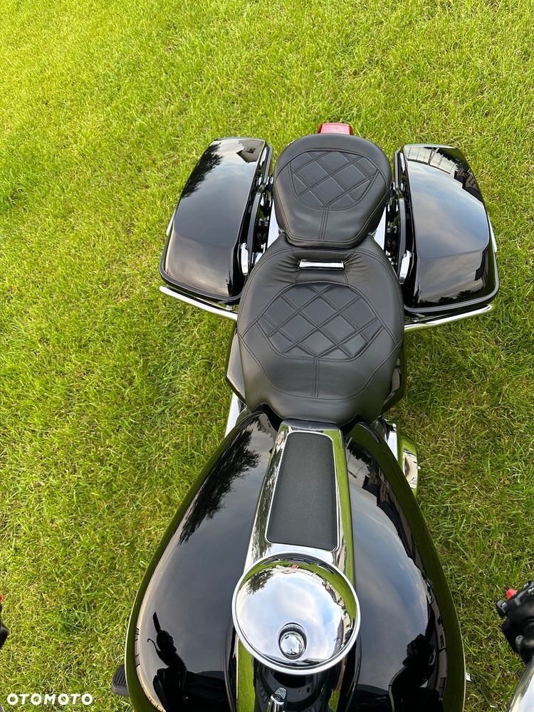 Harley-Davidson FLHT Electra Glide Standard - 11