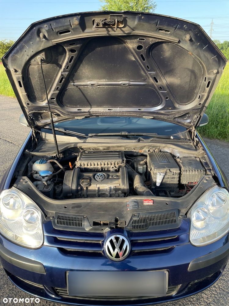 Volkswagen Golf - 32