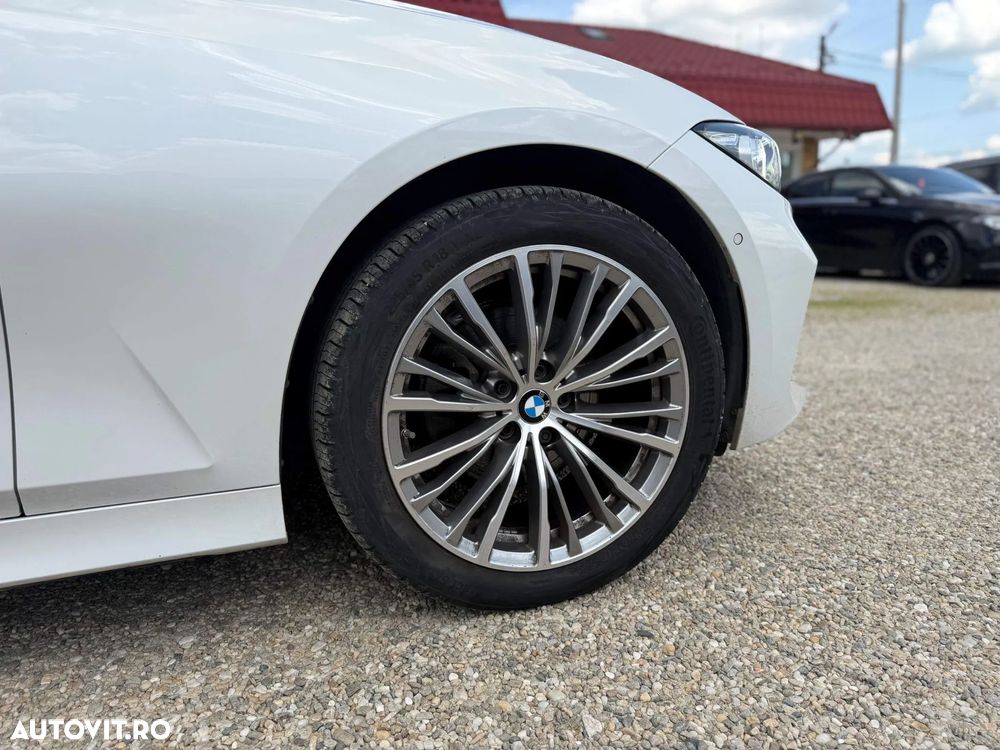 BMW Seria 3 320d xDrive AT MHEV - 20