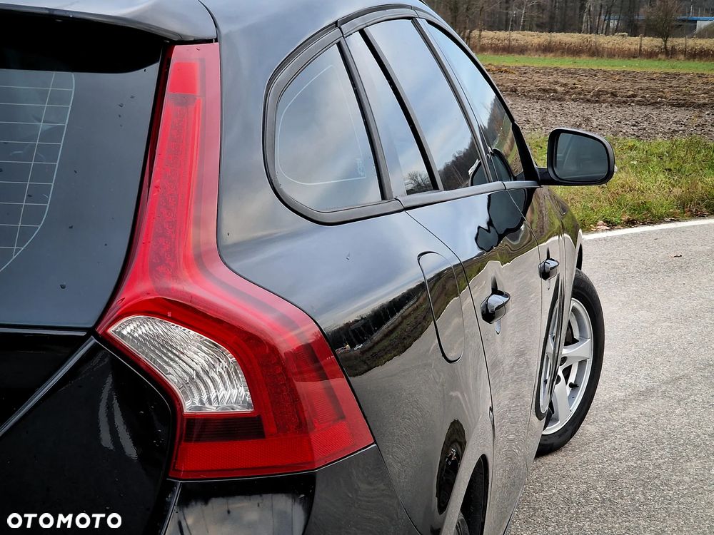 Volvo V60 D4 Drive-E Kinetic - 12