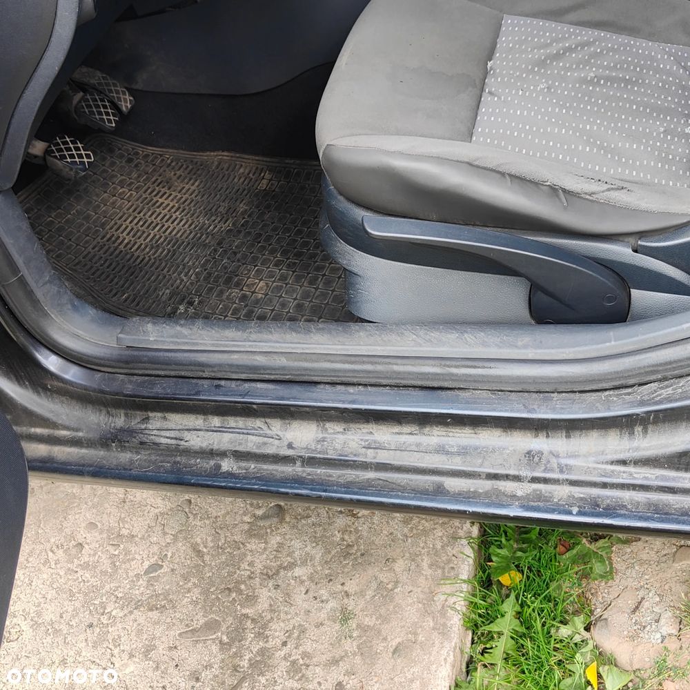 Seat Ibiza 1.4 TDI Signo - 12