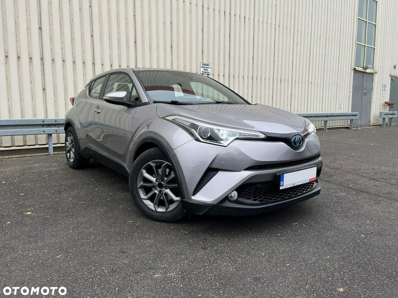 Toyota C-HR - 5