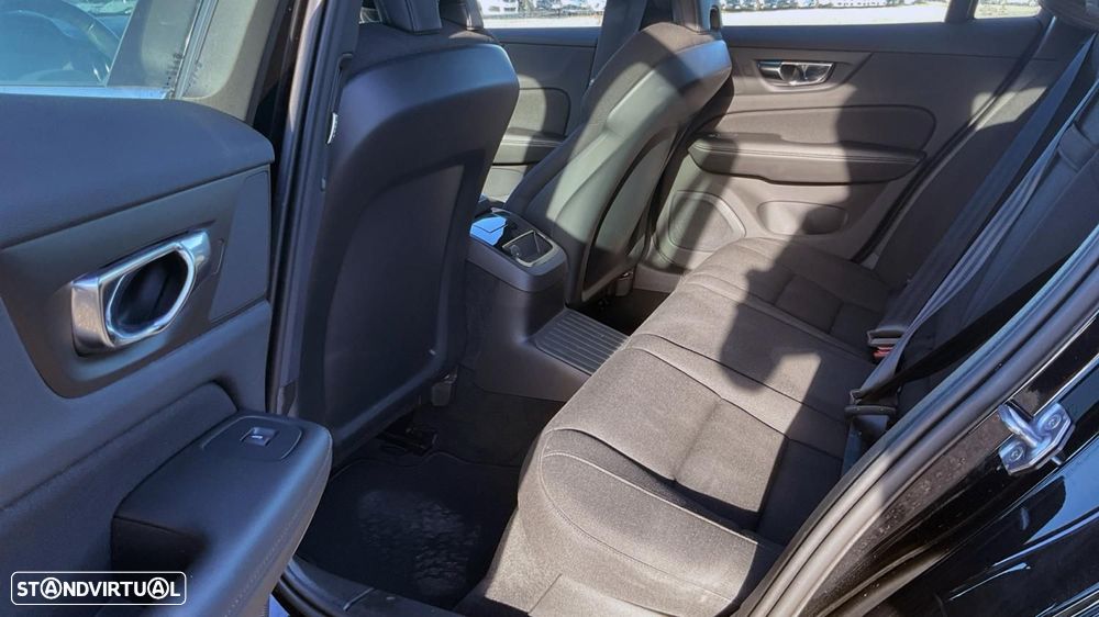 Volvo V60 2.0 T6 AWD TE Inscription Expression - 14