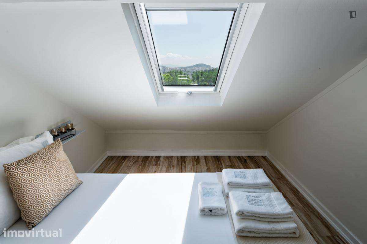 Quarto - localizado em Baixa de Santa Clara Coimbra - Grande imagem: 4/8