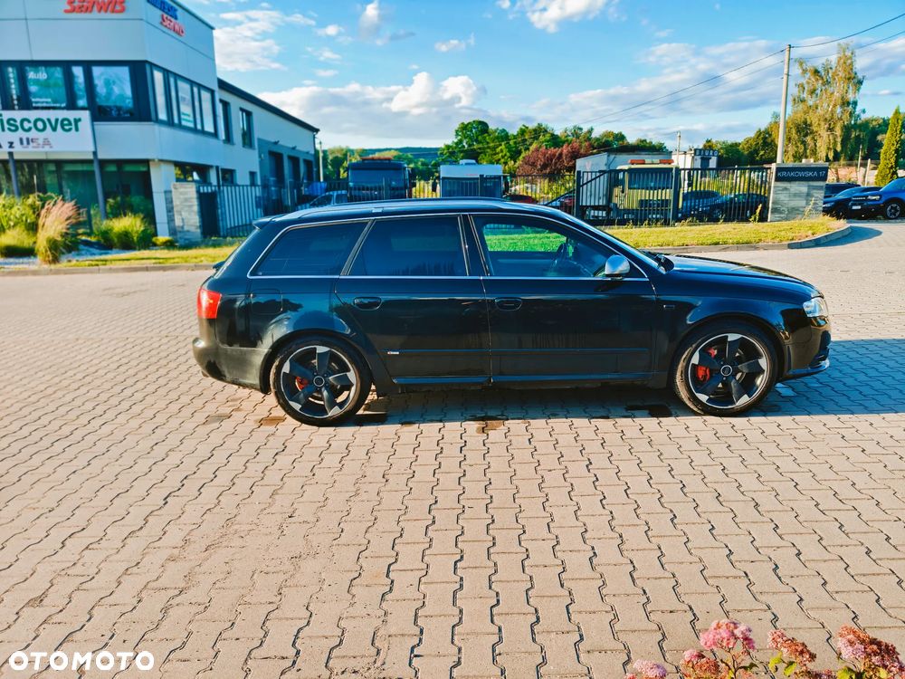 Audi A4 Avant 2.0 T FSI quattro - 14
