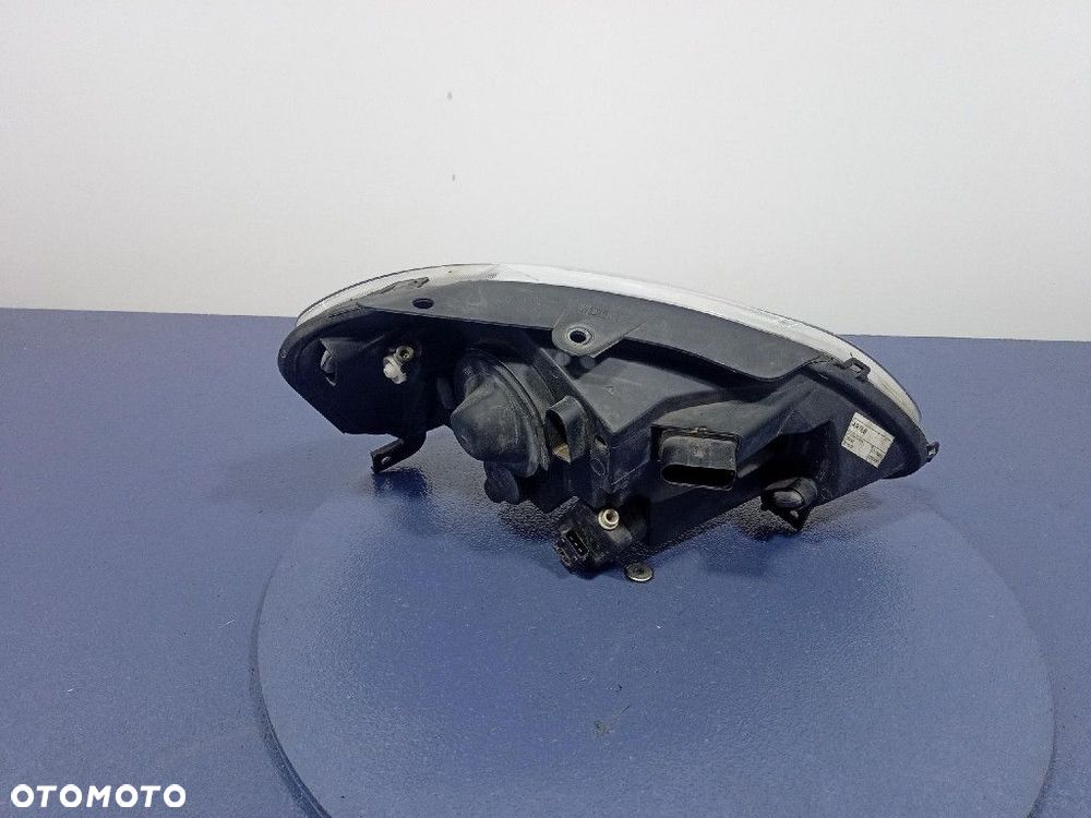 VOLKSWAGEN FOX II REFLEKTOR LEWY  PRZÓD PRZEDNI EU - 2