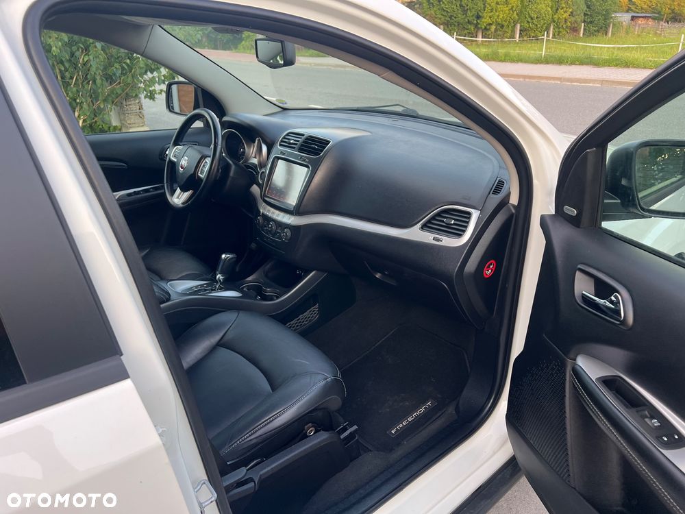 Fiat Freemont 2.0 Multijet Lounge AWD - 32