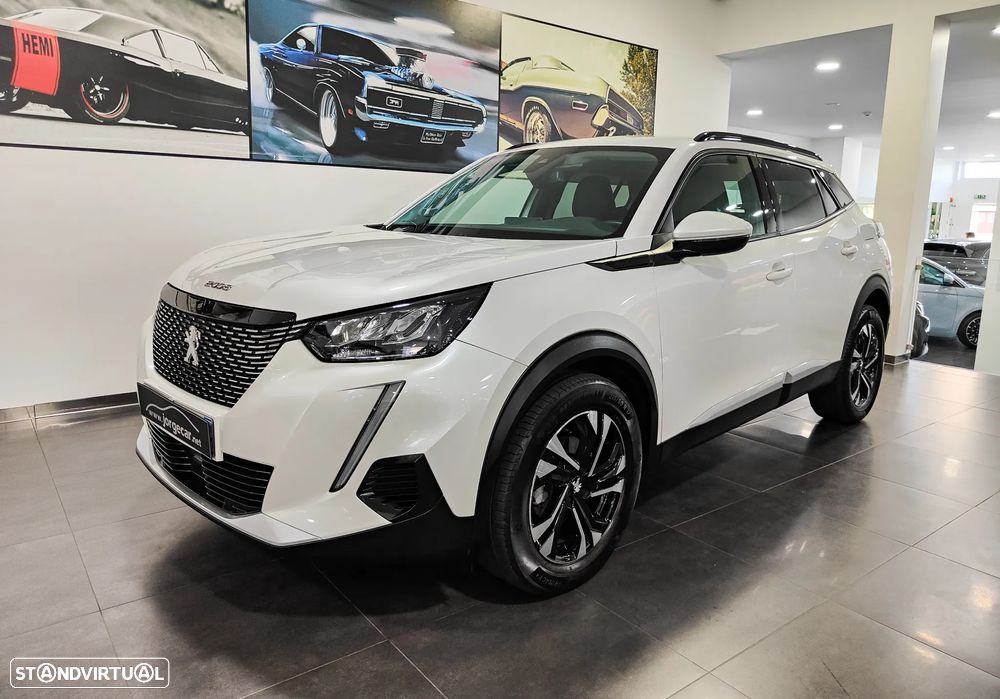 Peugeot 2008 1.2 PureTech Allure EAT8 - 11